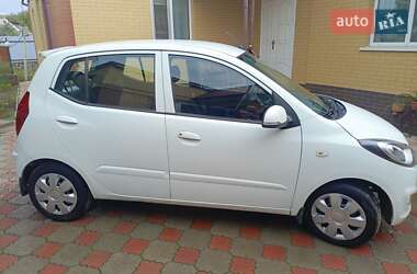 Хетчбек Hyundai i10 2011 в Звенигородці