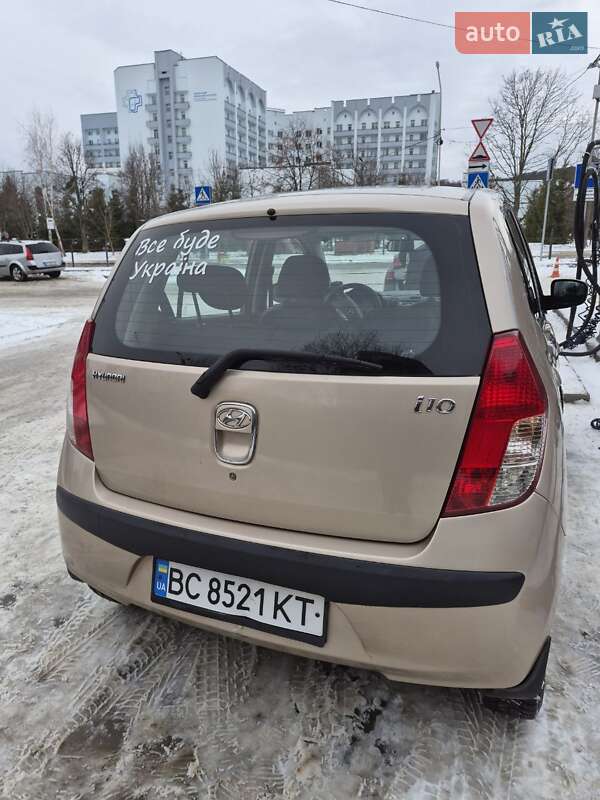 Хэтчбек Hyundai i10 2008 в Львове
