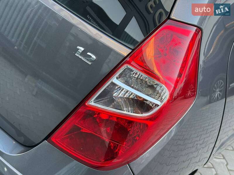 Хэтчбек Hyundai i10 2013 в Одессе фото 19 Хэтчбек Hyundai i10 2013 в Одессе