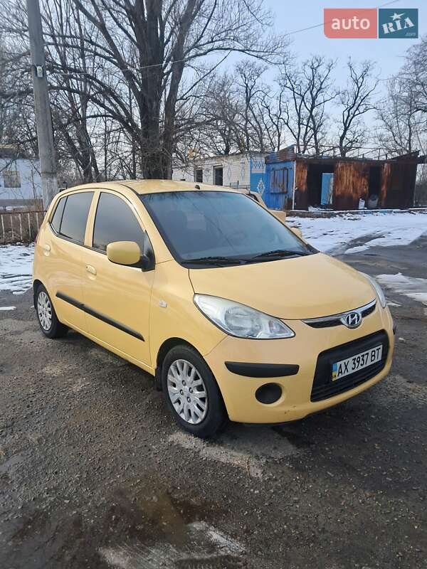 Хэтчбек Hyundai i10 2008 в Днепре