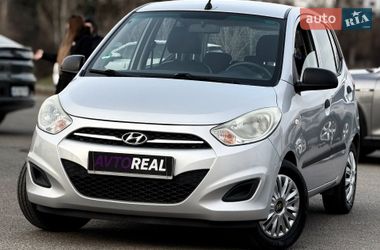 Хэтчбек Hyundai i10 2011 в Кривом Роге