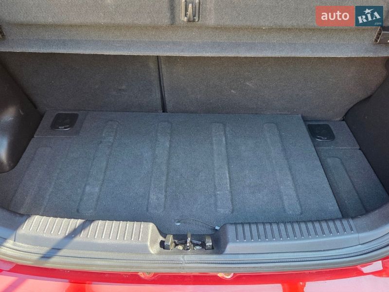 Хэтчбек Hyundai i10 2013 в Харькове