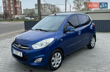 Хэтчбек Hyundai i10 2012 в Полтаве
