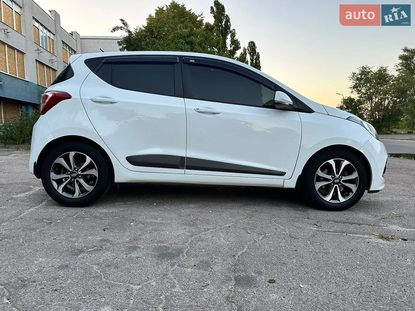 2015 Hyundai i10 - мініатюра 3