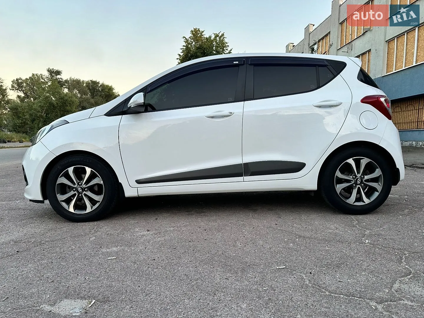 2015 Hyundai i10 - мініатюра 4