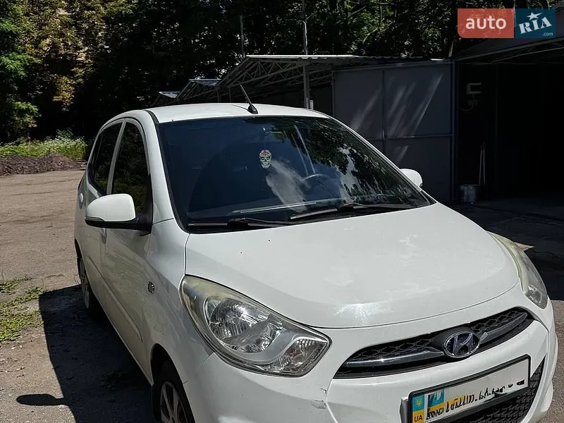 Hyundai i10