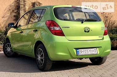 Хэтчбек Hyundai i20 2011 в Одессе