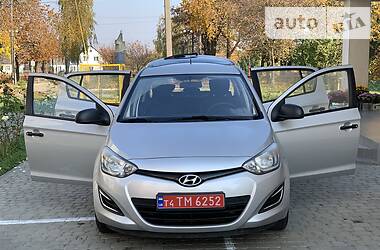 Хэтчбек Hyundai i20 2014 в Ровно