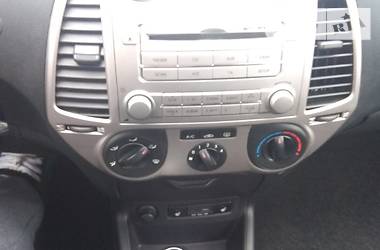 Хетчбек Hyundai i20 2009 в 
