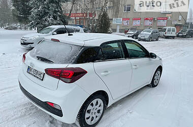 Хэтчбек Hyundai i20 2018 в Ровно