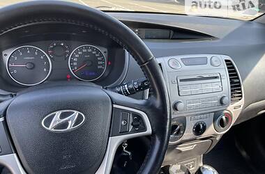 Хэтчбек Hyundai i20 2010 в Киеве