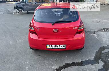 Хетчбек Hyundai i20 2012 в Києві