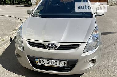 Хетчбек Hyundai i20 2010 в Харкові