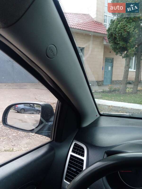 Хетчбек Hyundai i20 2012 в Прилуках
