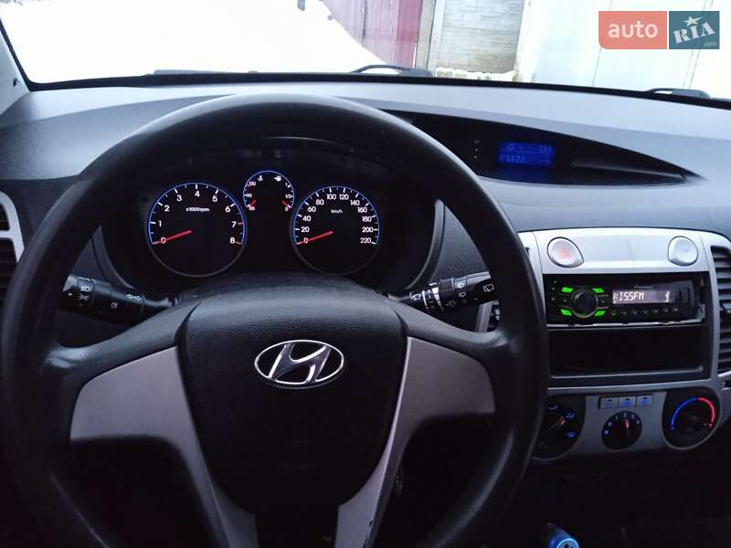 Хетчбек Hyundai i20 2011 в Києві