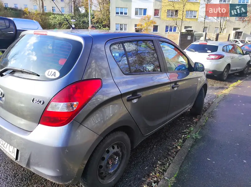 Hyundai i20 2011