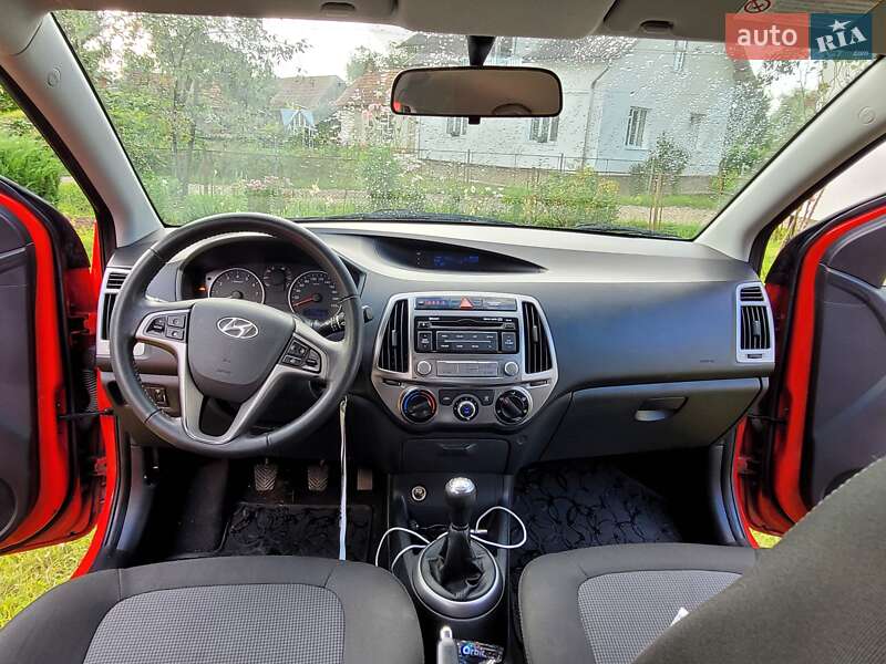 Хетчбек Hyundai i20 2013 в Дрогобичі