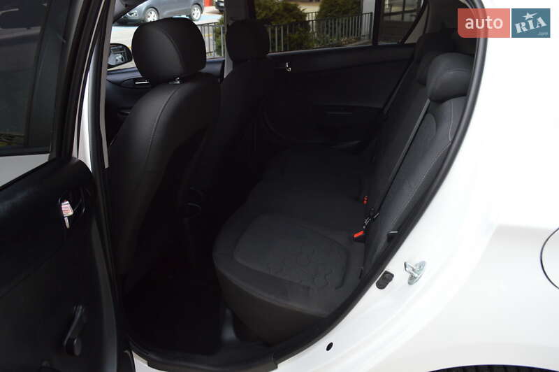 Хетчбек Hyundai i20 2013 в Львові
