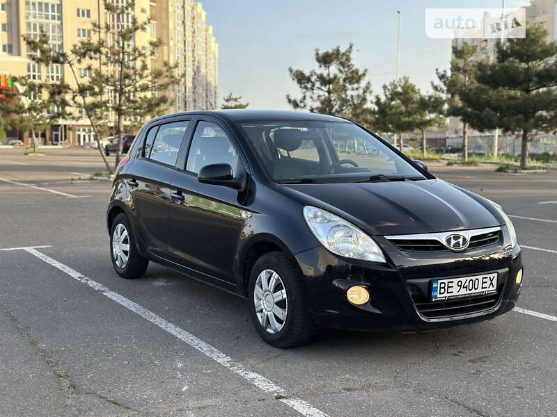 Хэтчбек Hyundai i20 2008 в Николаеве