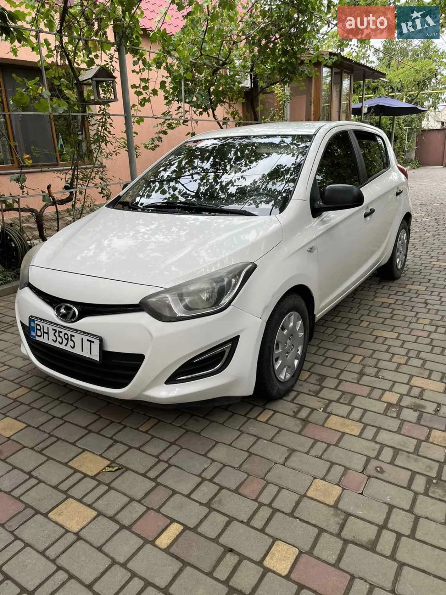 2013 Hyundai i20 - фото 1