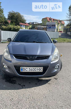 Хэтчбек Hyundai i20 2011 в Львове