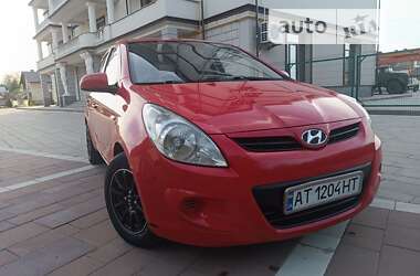 Хетчбек Hyundai i20 2011 в Богородчанах