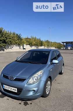 Хэтчбек Hyundai i20 2011 в Харькове