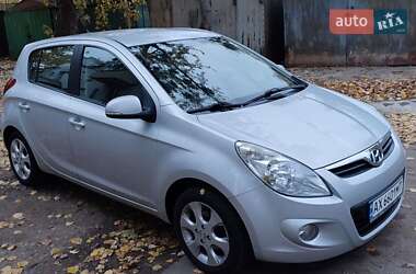 Хетчбек Hyundai i20 2012 в Харкові