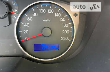 Хэтчбек Hyundai i20 2012 в 
