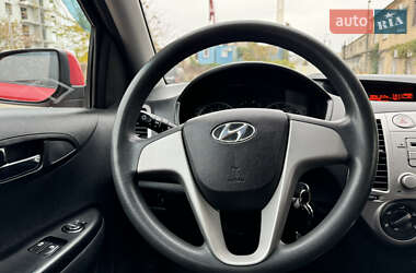 Хэтчбек Hyundai i20 2010 в Одессе