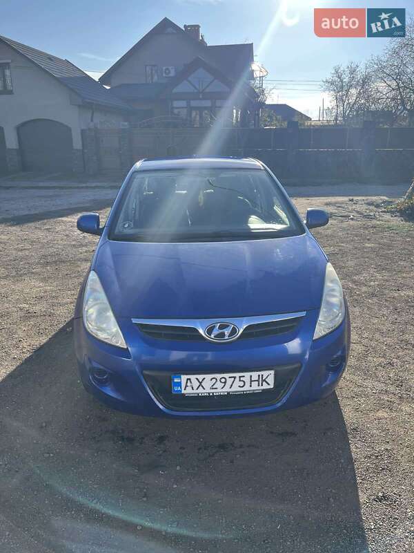 Хетчбек Hyundai i20 2009 в Люботині