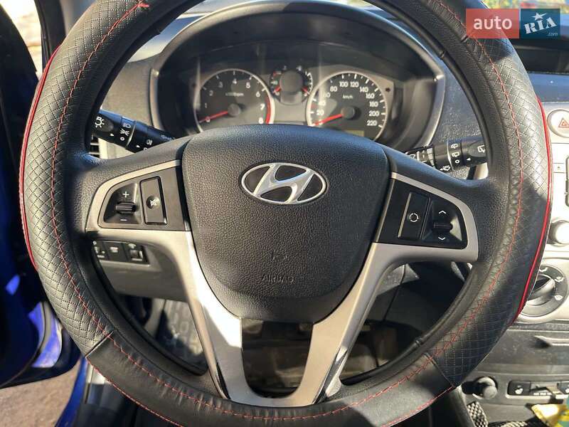 Хетчбек Hyundai i20 2009 в Люботині