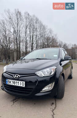 Хетчбек Hyundai i20 2013 в Рівному