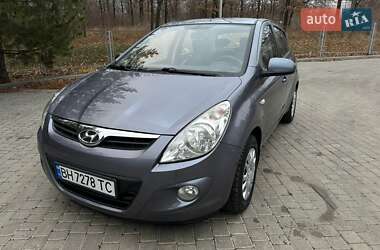 Хетчбек Hyundai i20 2012 в Миколаєві