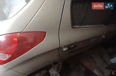 Хэтчбек Hyundai i20 2012 в Киеве