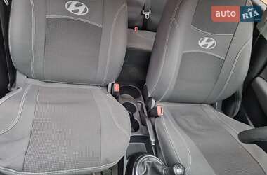 Хетчбек Hyundai i20 2010 в Харкові