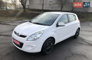 Хэтчбек Hyundai i20 2012 в Золотоноше