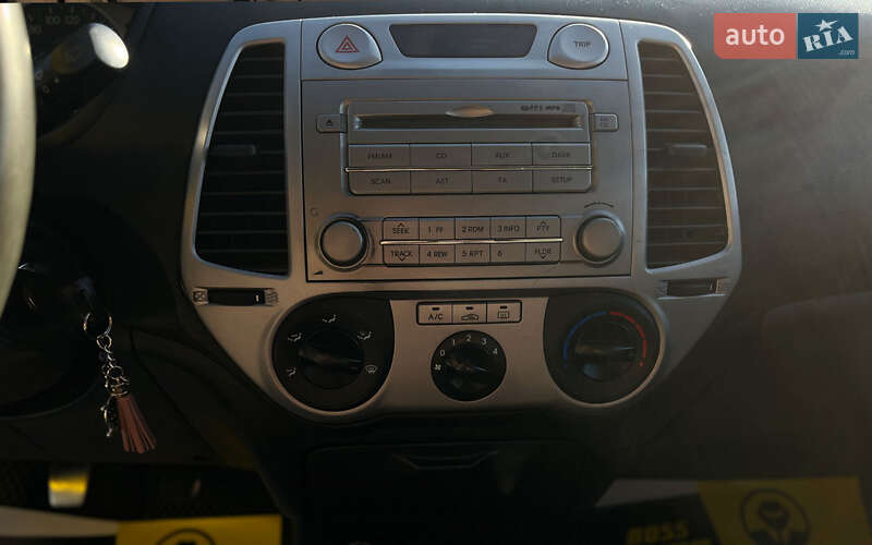 Хэтчбек Hyundai i20 2012 в Мукачево фото 18 Хэтчбек Hyundai i20 2012 в Мукачево