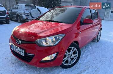 Хэтчбек Hyundai i20 2013 в Днепре