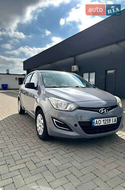 Хетчбек Hyundai i20 2014 в Мукачевому