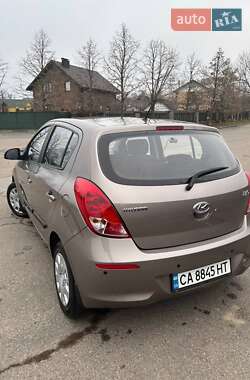 Хэтчбек Hyundai i20 2014 в Умани