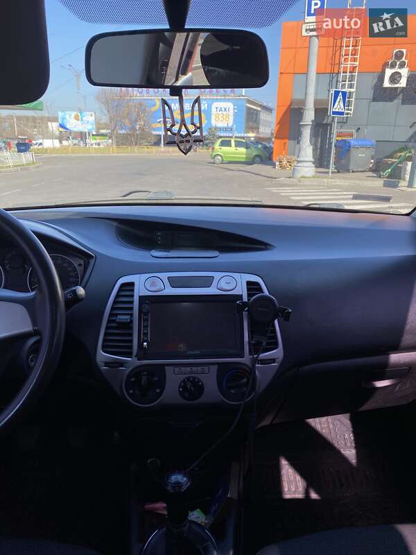 Хетчбек Hyundai i20 2011 в Одесі