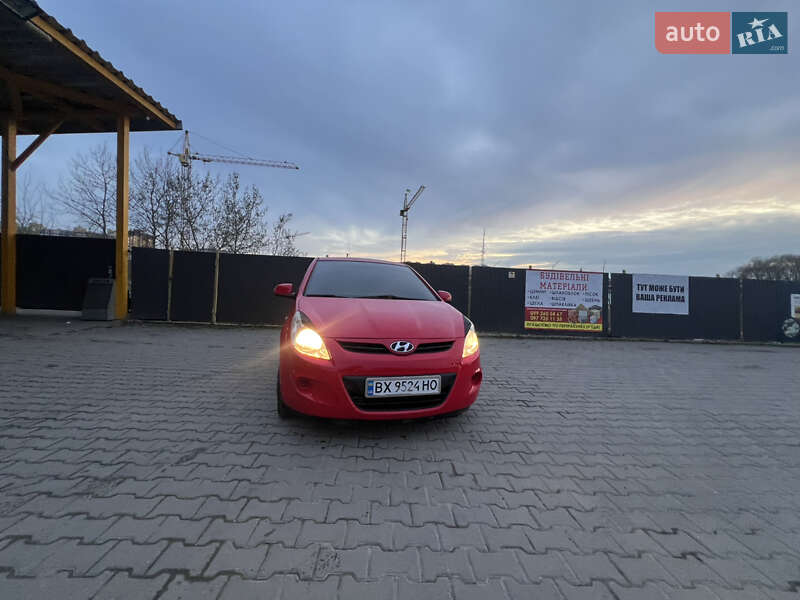 Хетчбек Hyundai i20 2011 в Хмельницькому
