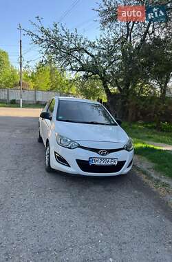 Хетчбек Hyundai i20 2012 в Ромнах