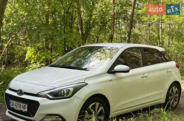 Хетчбек Hyundai i20 2015 в 