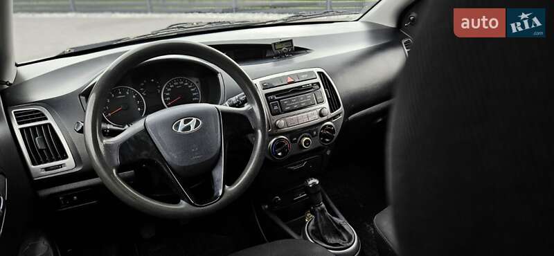 Хэтчбек Hyundai i20 2013 в Мукачево