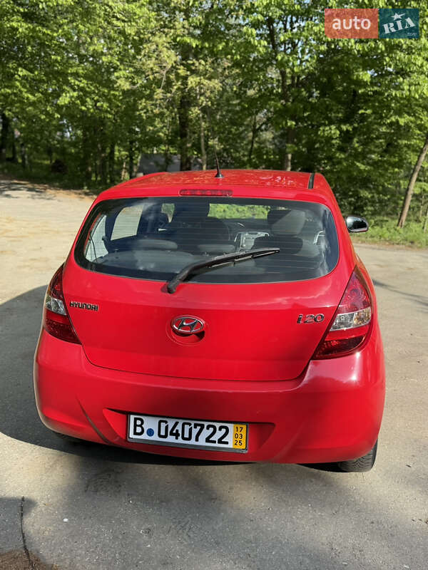 Хетчбек Hyundai i20 2010 в Тлумачі