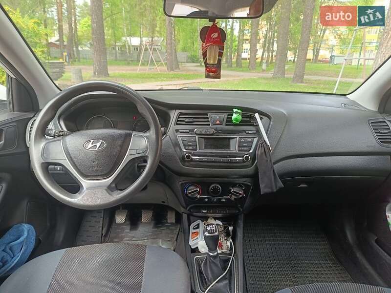 Хетчбек Hyundai i20 2015 в Славутичі