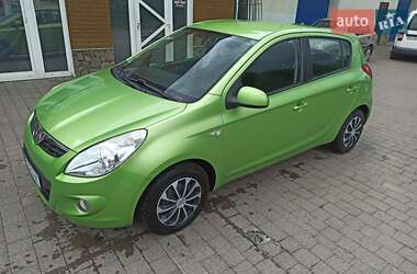 Хэтчбек Hyundai i20 2010 в Стрые