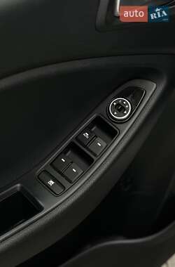 Хэтчбек Hyundai i20 2015 в 